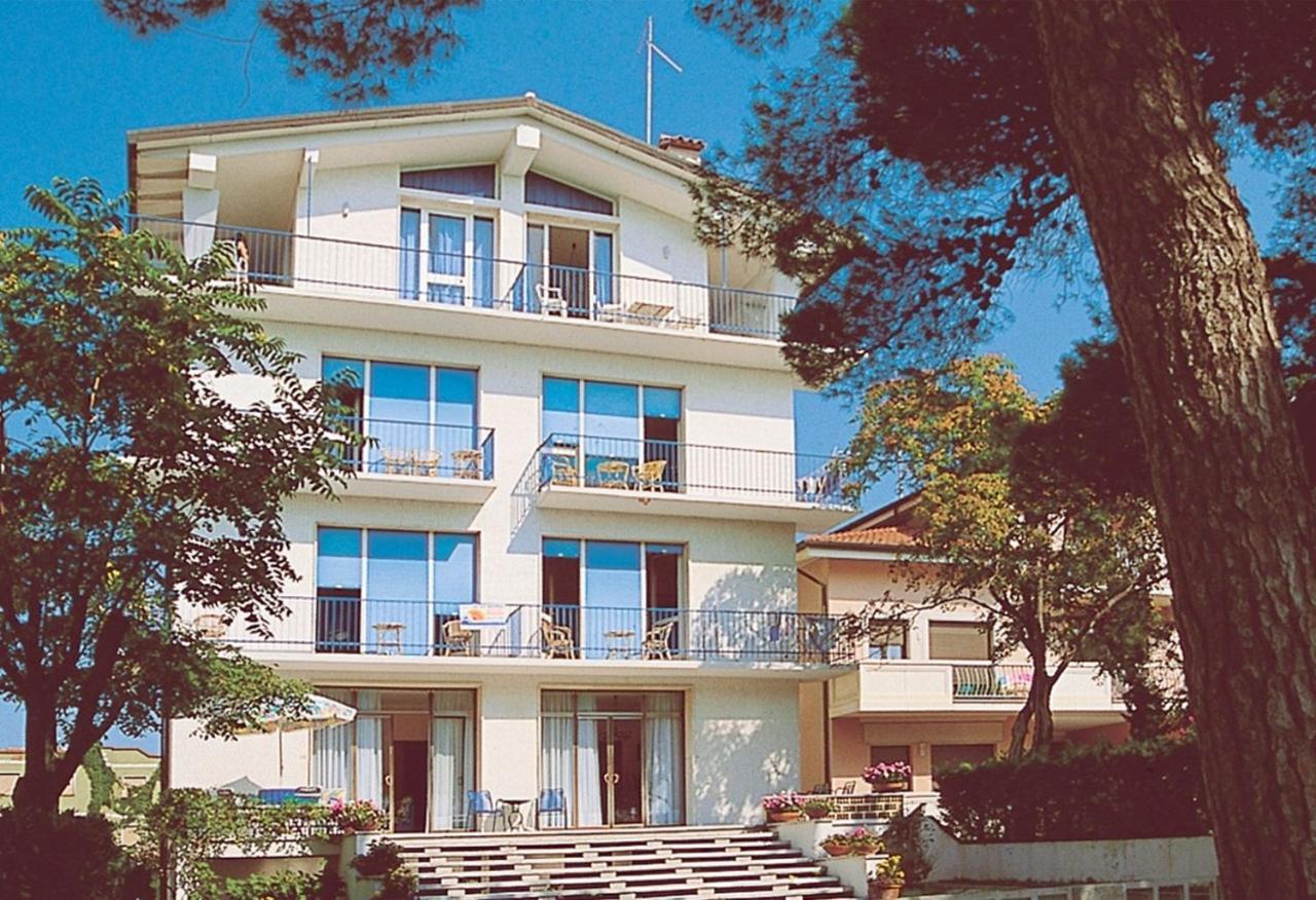 Appartamenti Dal Moro Lignano Sabbiadoro Buitenkant foto