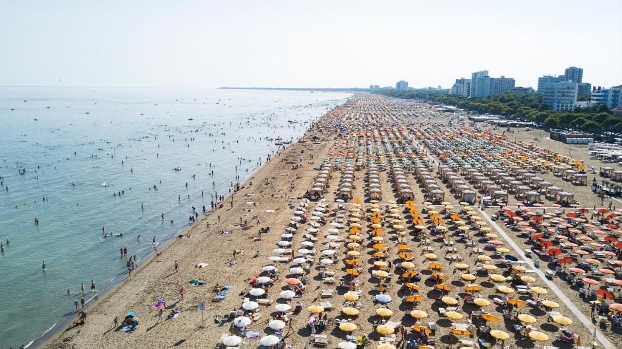 Appartamenti Dal Moro Lignano Sabbiadoro Buitenkant foto